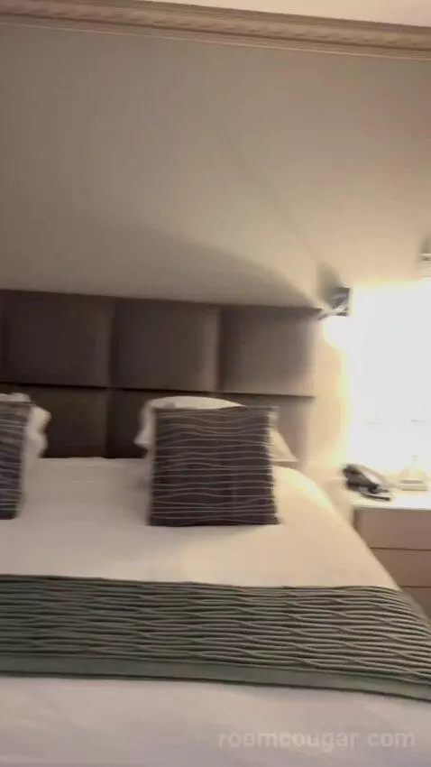 Deluxe Double Room bed picture #11