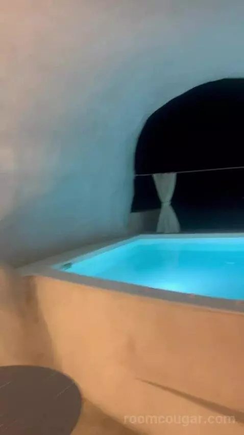 Divine Grand Suite with Private Jacuzzi-Caldera View (#111) view picture #4