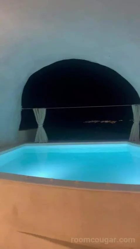 Divine Grand Suite with Private Jacuzzi-Caldera View (#111) view picture #5