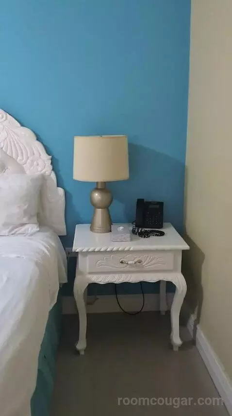 Standard Room (#1401) bed picture #1