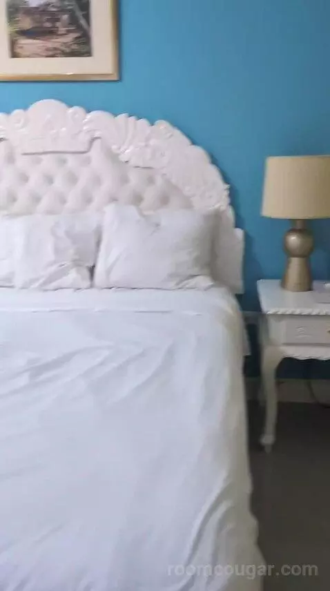 Standard Room (#1401) bed picture #5