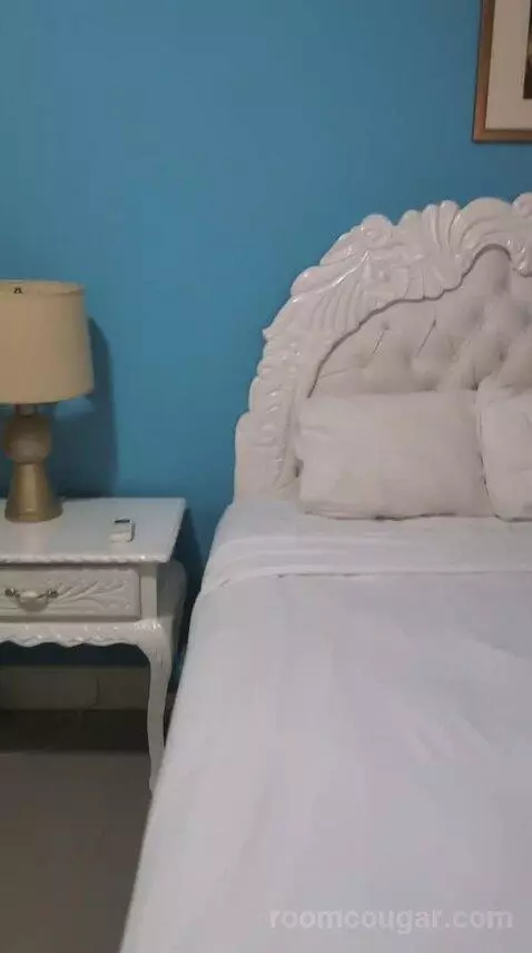 Standard Room (#1401) bed picture #9