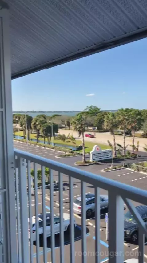 Room, Resort View, 1 King Bed, Balcony (Main Building) (#1417) view picture #5