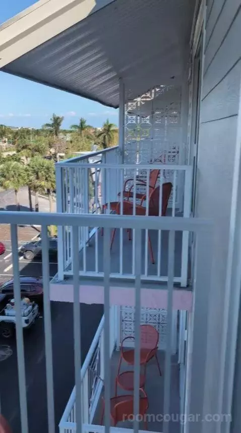 Room, Resort View, 1 King Bed, Balcony (Main Building) (#1417) view picture #7
