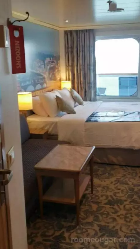 Balcony Cabin (#10294) picture #1