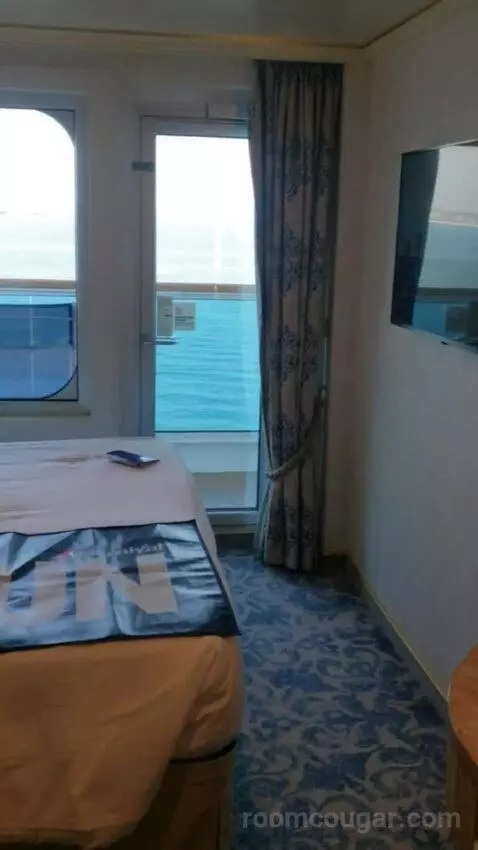 Balcony Cabin (#10294) picture #12