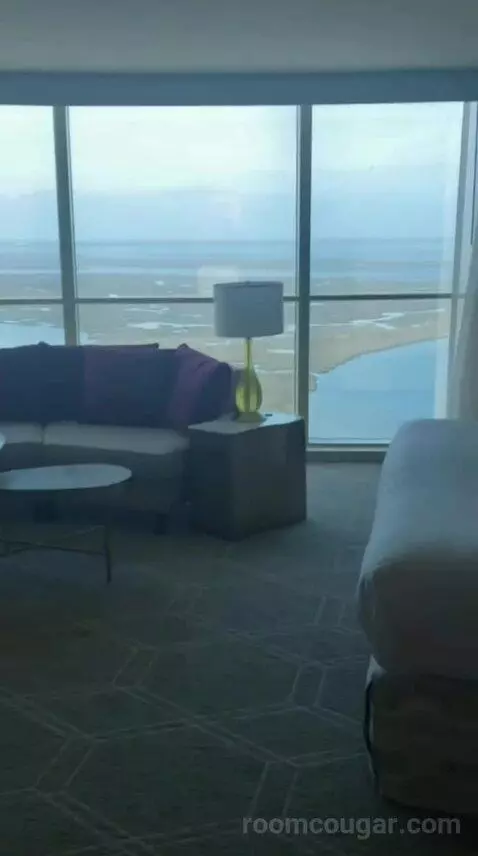 Fiore King Suite view picture #7