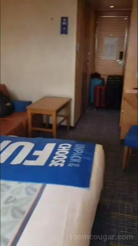 Balcony Cabin (#9729) picture #3