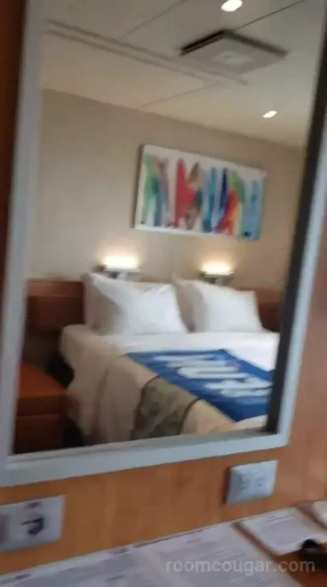Balcony Cabin (#9729) bed picture #6