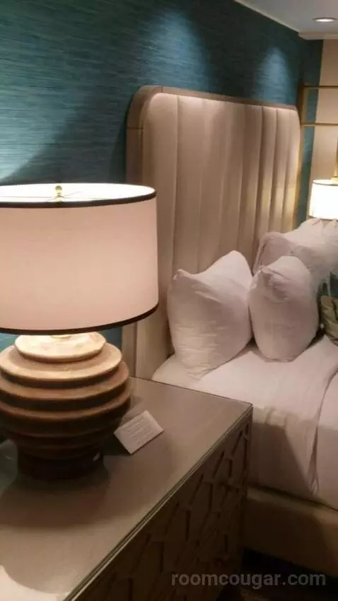 Corner King Room (#5084) picture #22