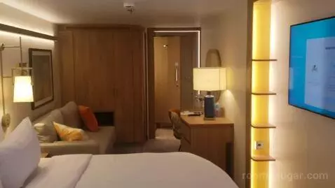 Infinite Ocean View Veranda (#9174) bed picture #9