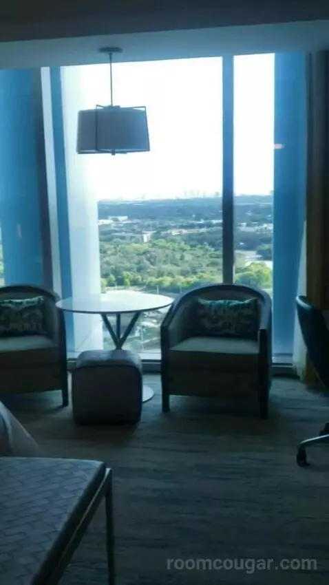 King Room with Pool View (#12013) picture #18