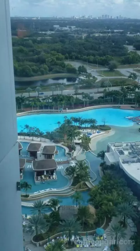 King Room with Pool View (#12013) view picture #5