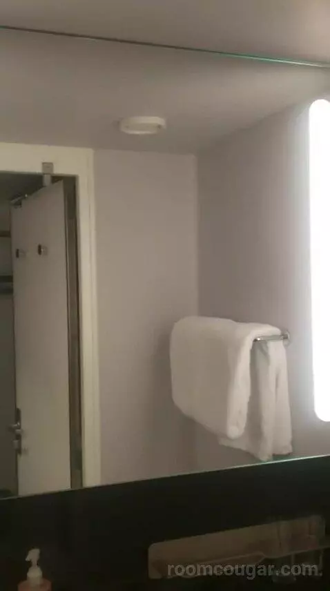 Insider (13242M) bathroom picture #4