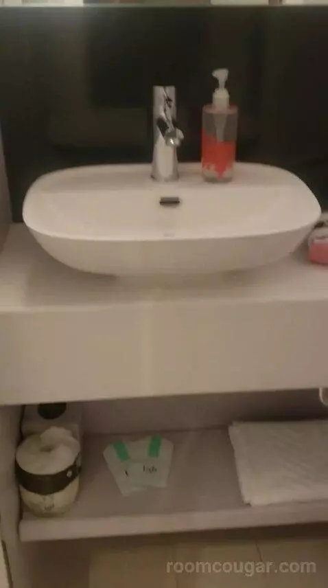 Insider (13242M) bathroom picture #7