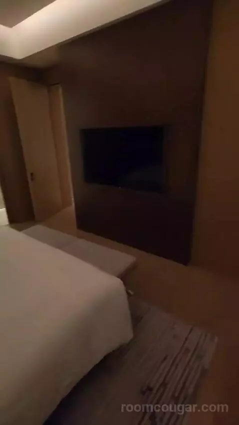 Two-Bedroom Apartment with Limited View (#104) bed picture #8