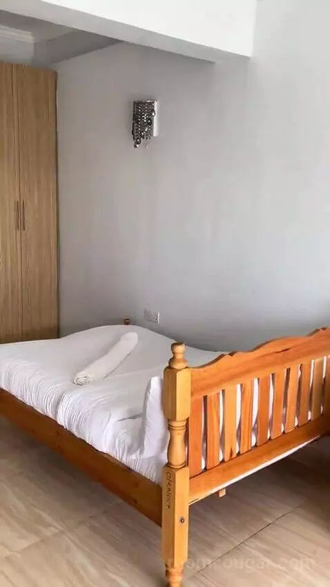 Standard (#20) bed picture #5