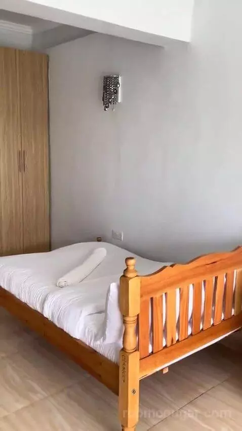 Standard (#20) bed picture #7