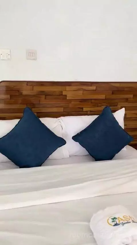 Standard (#20) bed picture #3