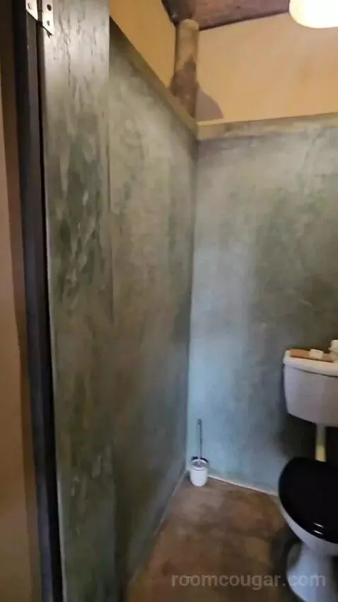 Luxury Tented Suite (Tent 6) bathroom picture #9