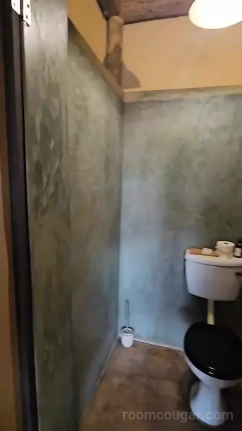 Luxury Tented Suite (Tent 6) bathroom picture #10