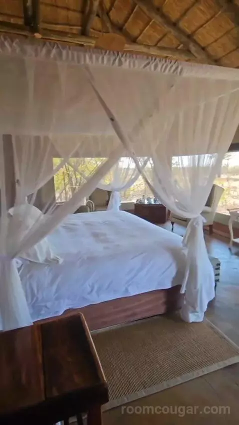 Luxury Tented Suite (Tent 6) bed picture #7