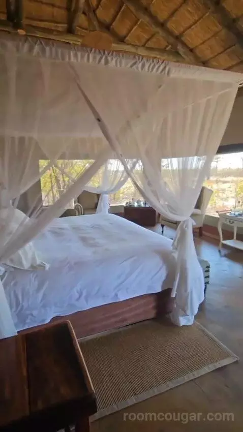 Luxury Tented Suite (Tent 6) bed picture #8