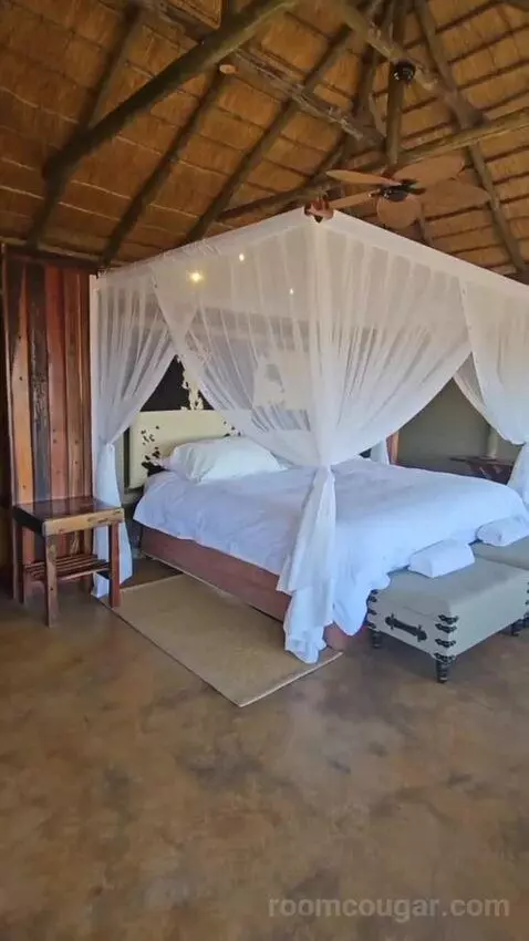 Luxury Tented Suite (Tent 6) bed picture #1