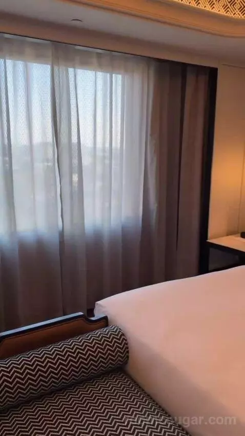 Classic King Room - Accessible (#1501) bed picture #10