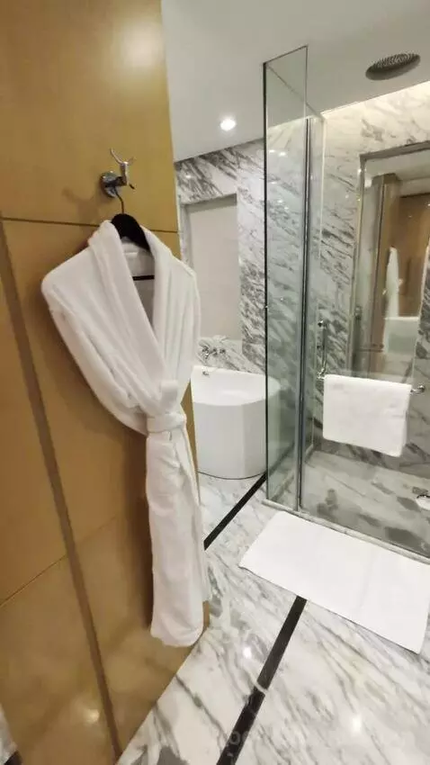 Standard bathroom picture #1