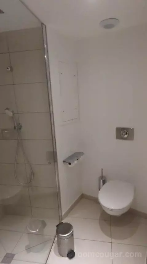 Standard (#101) bathroom picture #11