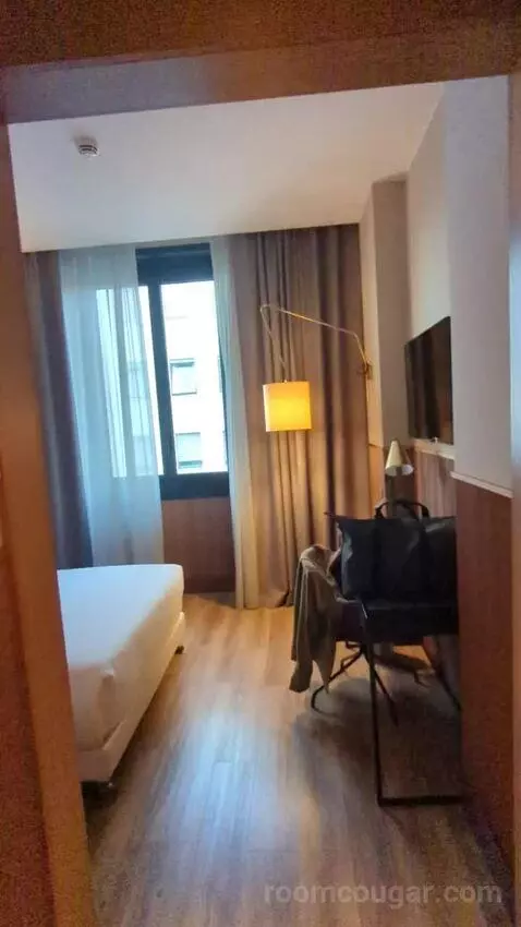 Junior Suite (#321) picture #1