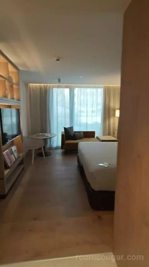 Standard Me Room with Patio View view picture #1