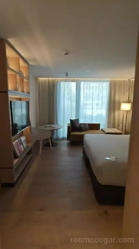 Standard Me Room with Patio View view picture #2