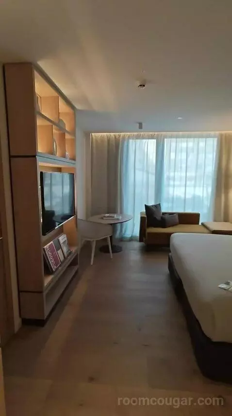Standard Me Room with Patio View view picture #4