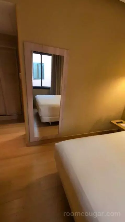 Superior Single Room bed picture #8