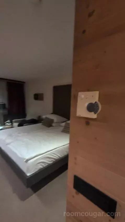Double (#216) bed picture #1