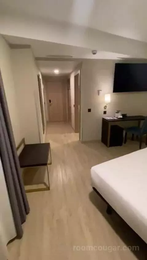 Economy Room bed picture #7