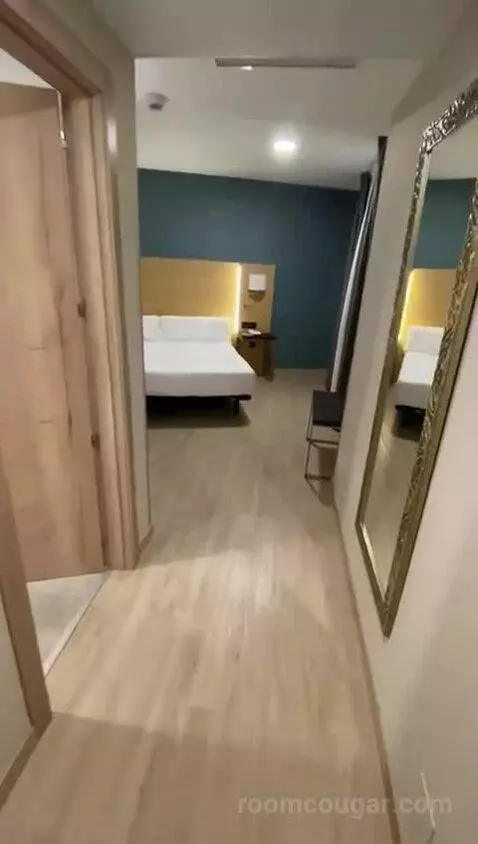 Economy Room bed picture #1