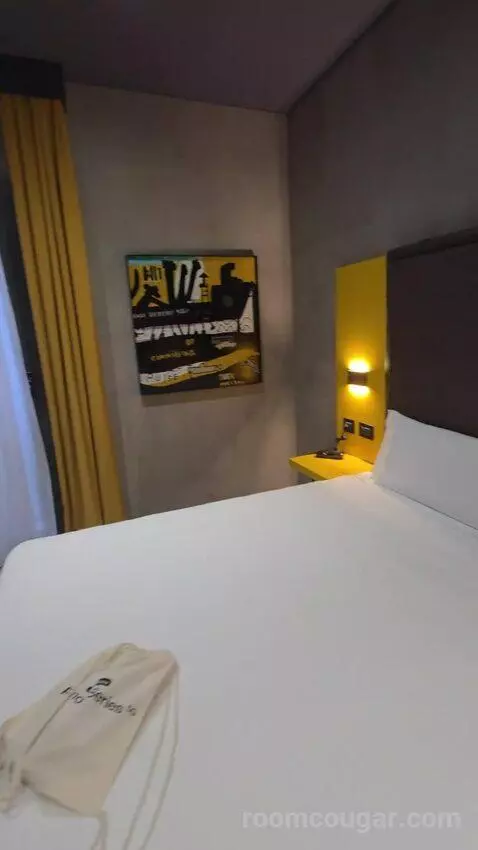 Double Room - Single Use (#506) picture #21