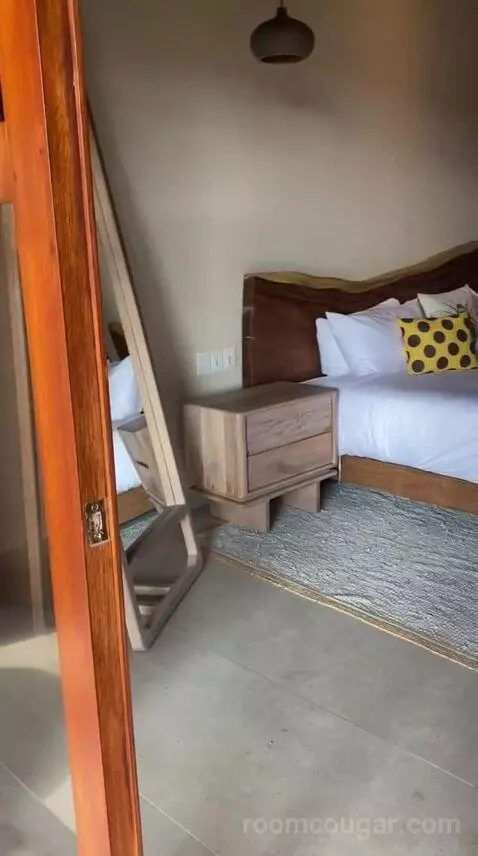 Suite with Private Pool (4C) bed picture #2