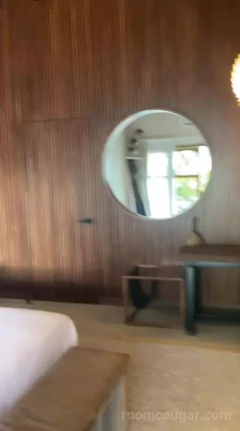Suite with Private Pool (4C) bed picture #9