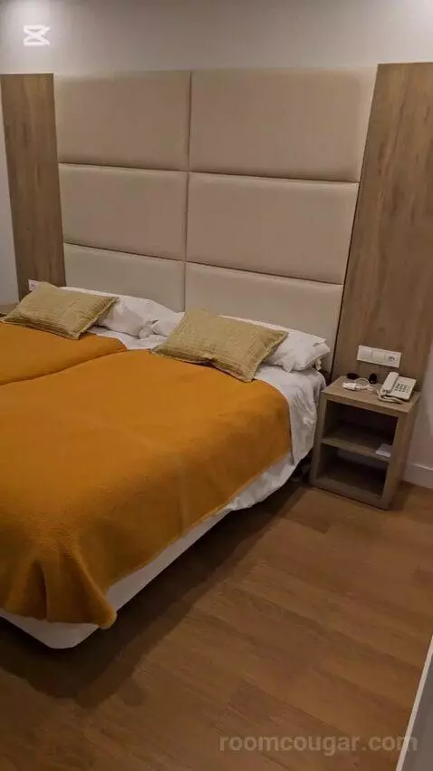 Double Room 1 Bed (#103) bed picture #4