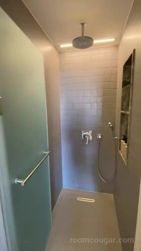 Superior Double Room (#1049) bathroom picture #7