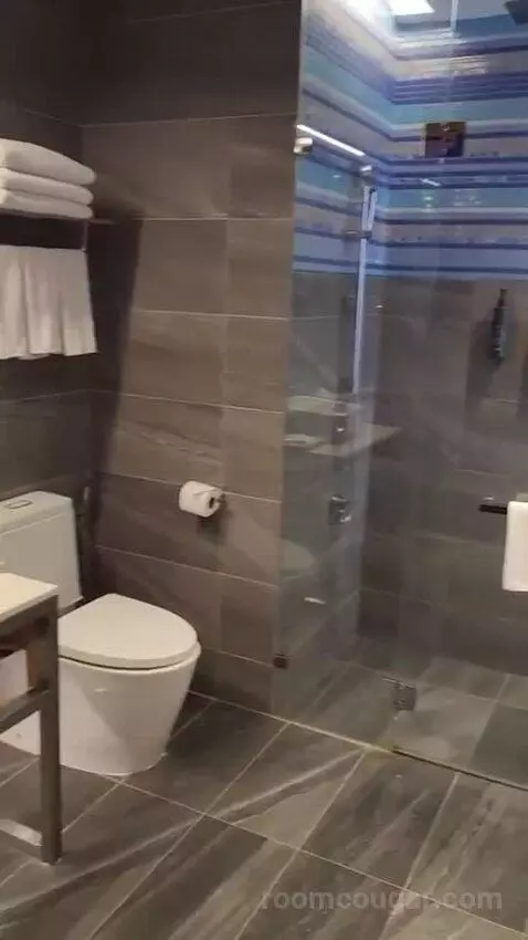 2 Queen Beds Room (#3010) bathroom picture #3