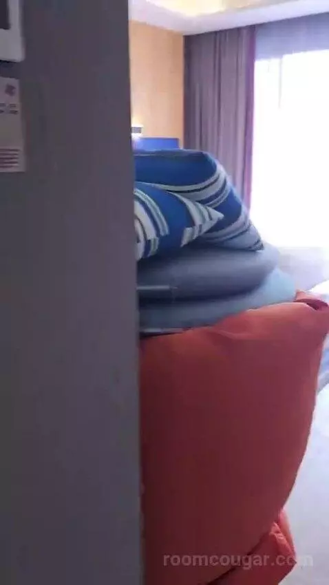 2 Queen Beds Room (#3010) bed picture #1