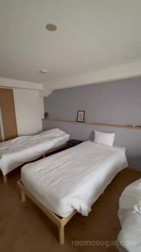 Triple Room (#107) bed picture #1