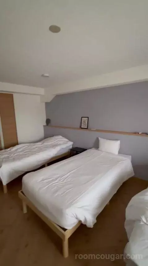 Triple Room (#107) bed picture #2