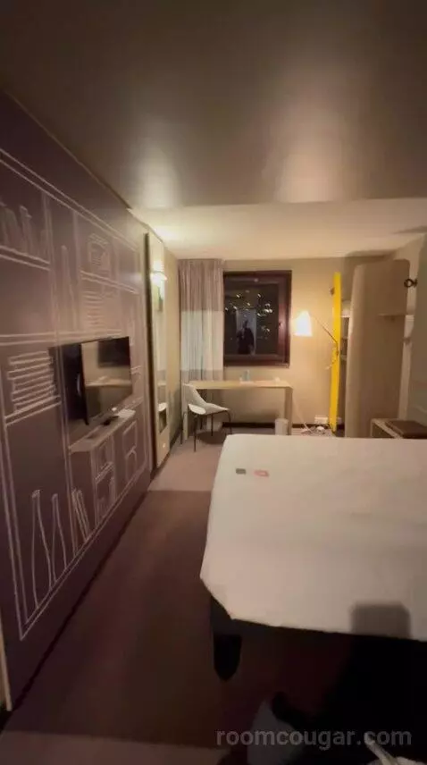 Sweet Room with Double Bed (#222) bed picture #9
