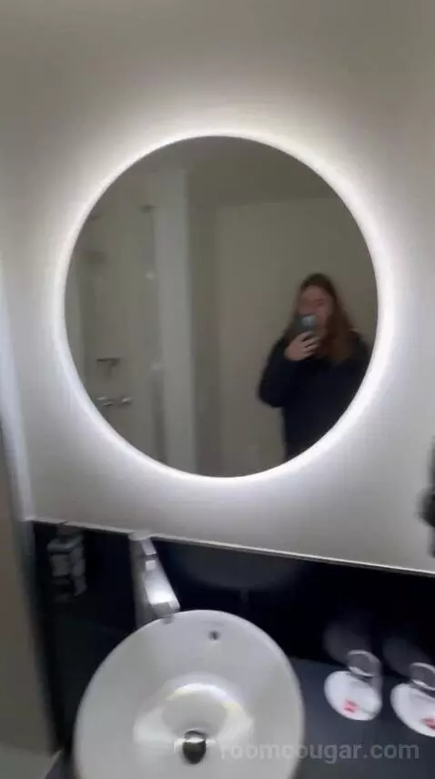 Standard Double Room (#701) bathroom picture #6